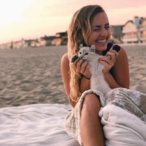 Meet your Posher, Joy